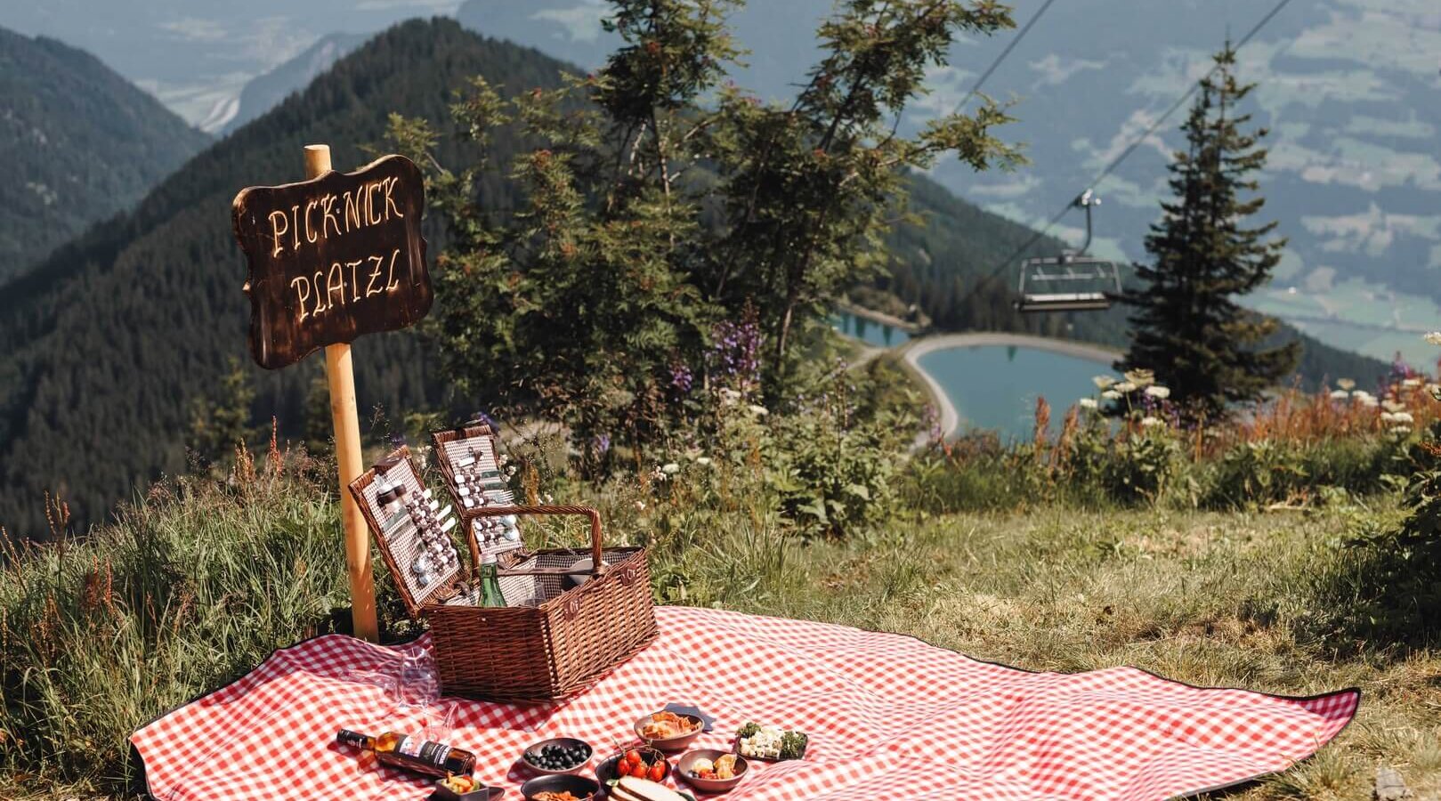 Picnic-on-the-mountain-Spieljoch-Fuegen-95