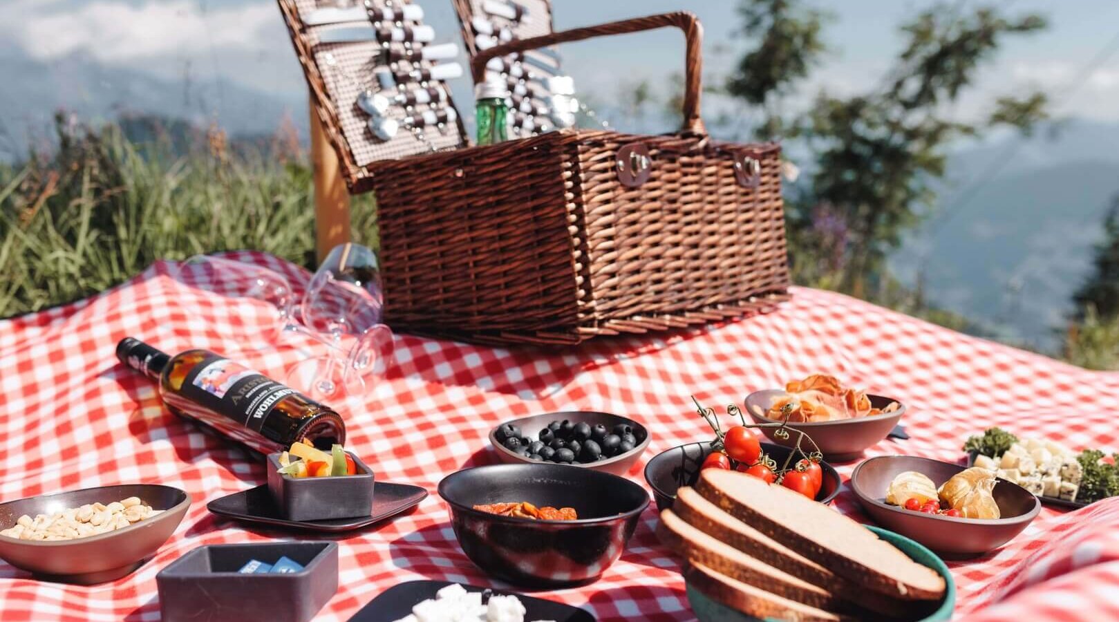 Picnic-on-the-mountain-Spieljoch-Fuegen-99