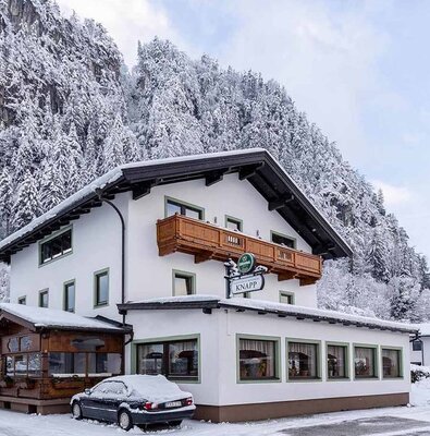 Gasthaus Knapp-Spieljoch Fuegen