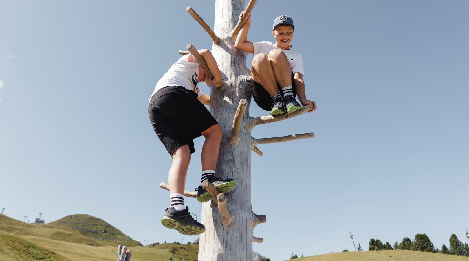 Erlebnisspielplatz-Sommer-Familie-Spieljoch Fuegen-44